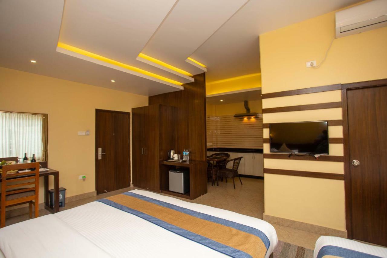 Hotel Lake Paradise Pokhara Luaran gambar
