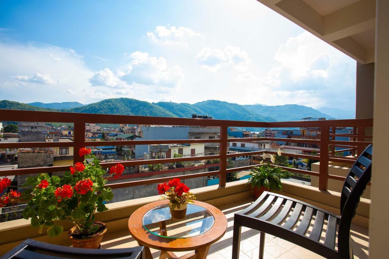 Hotel Lake Paradise Pokhara Luaran gambar
