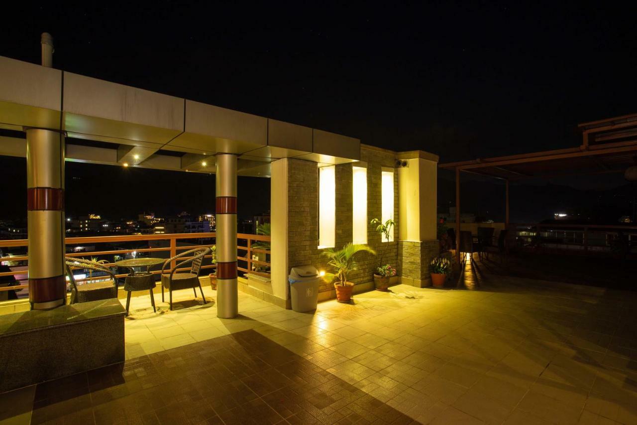 Hotel Lake Paradise Pokhara Luaran gambar