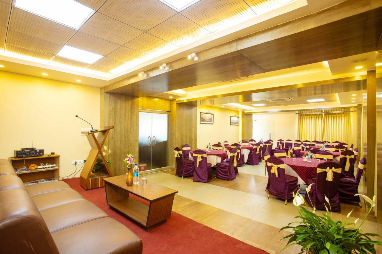 Hotel Lake Paradise Pokhara Luaran gambar