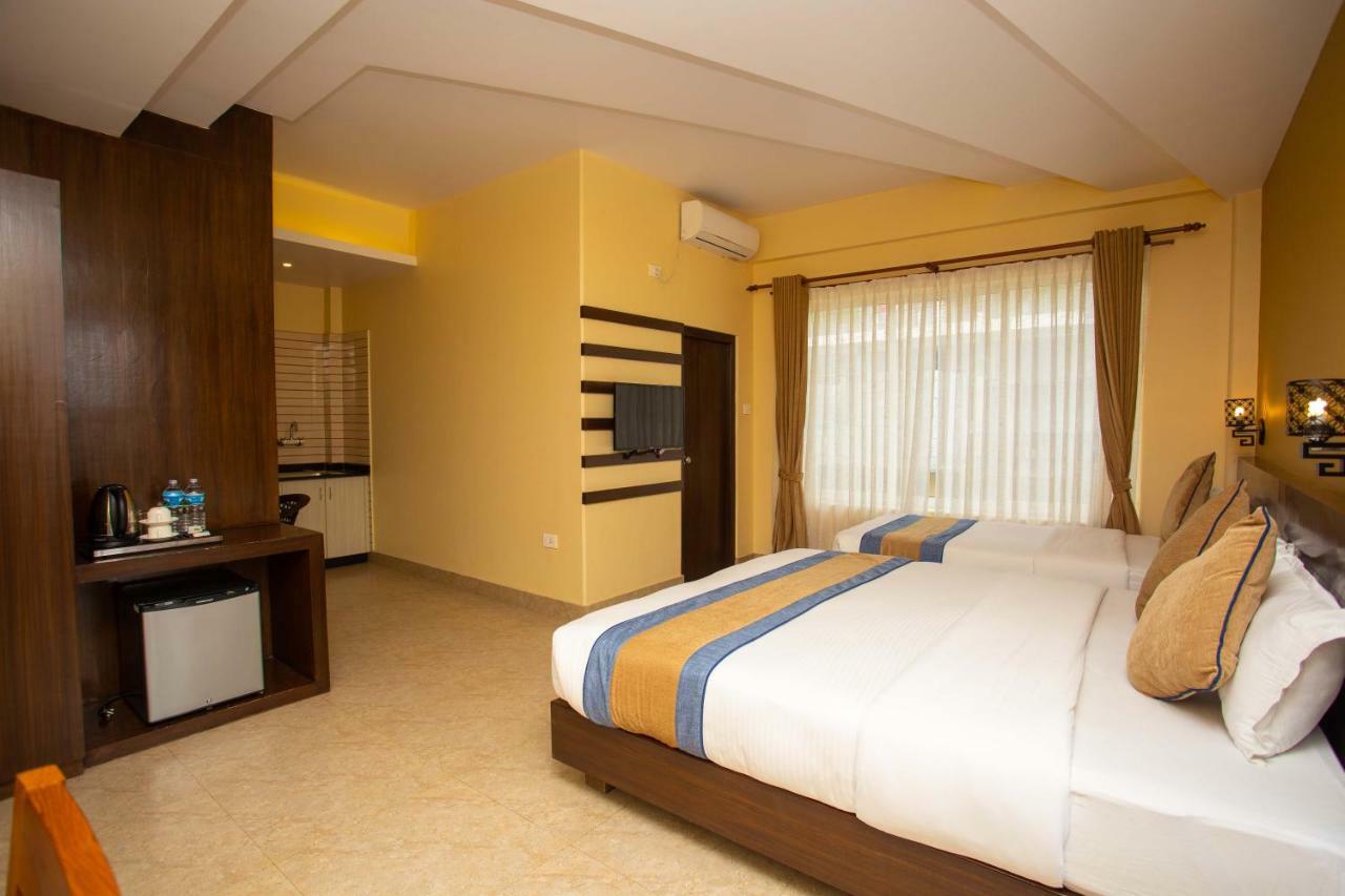 Hotel Lake Paradise Pokhara Luaran gambar