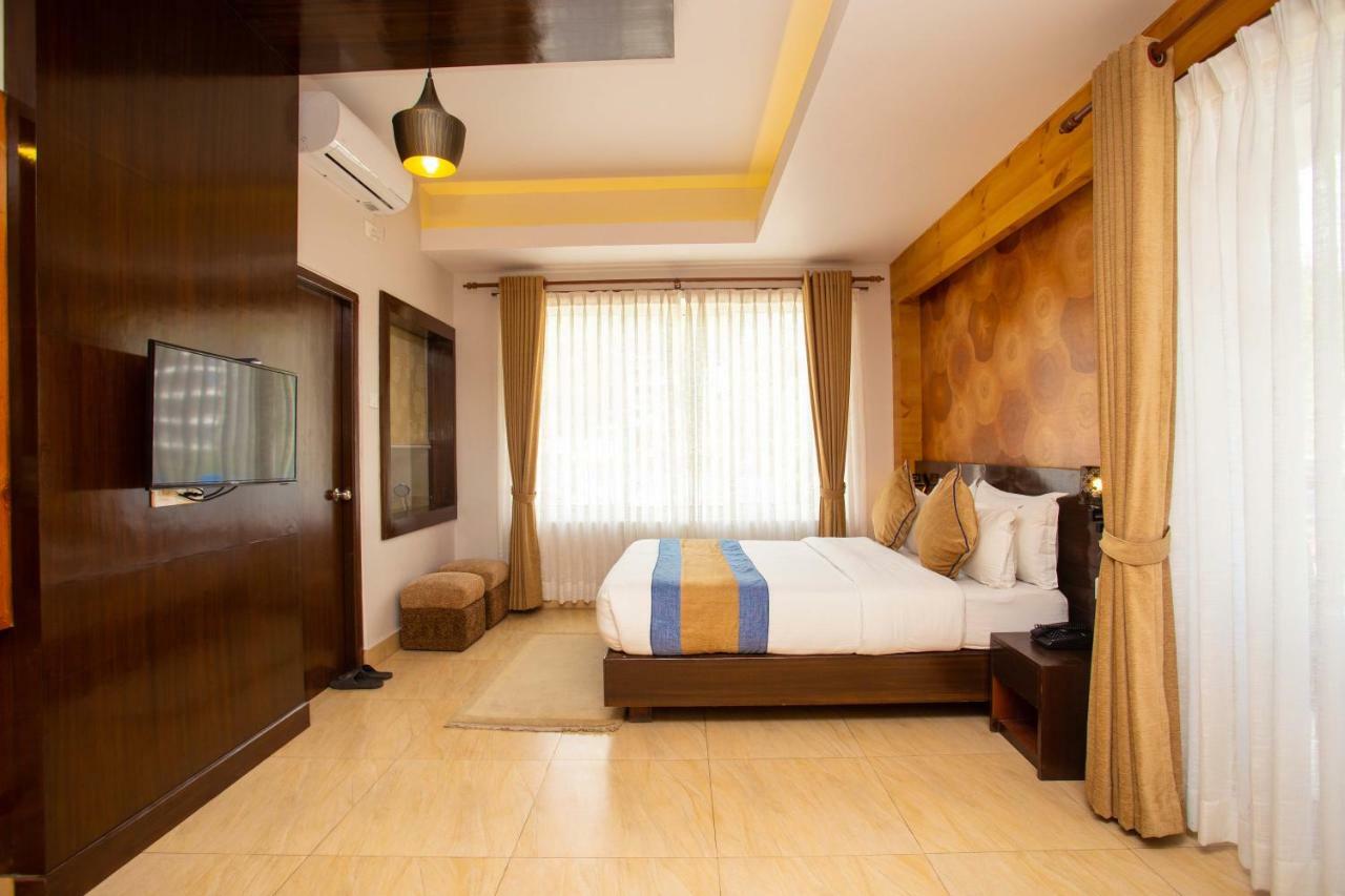 Hotel Lake Paradise Pokhara Luaran gambar