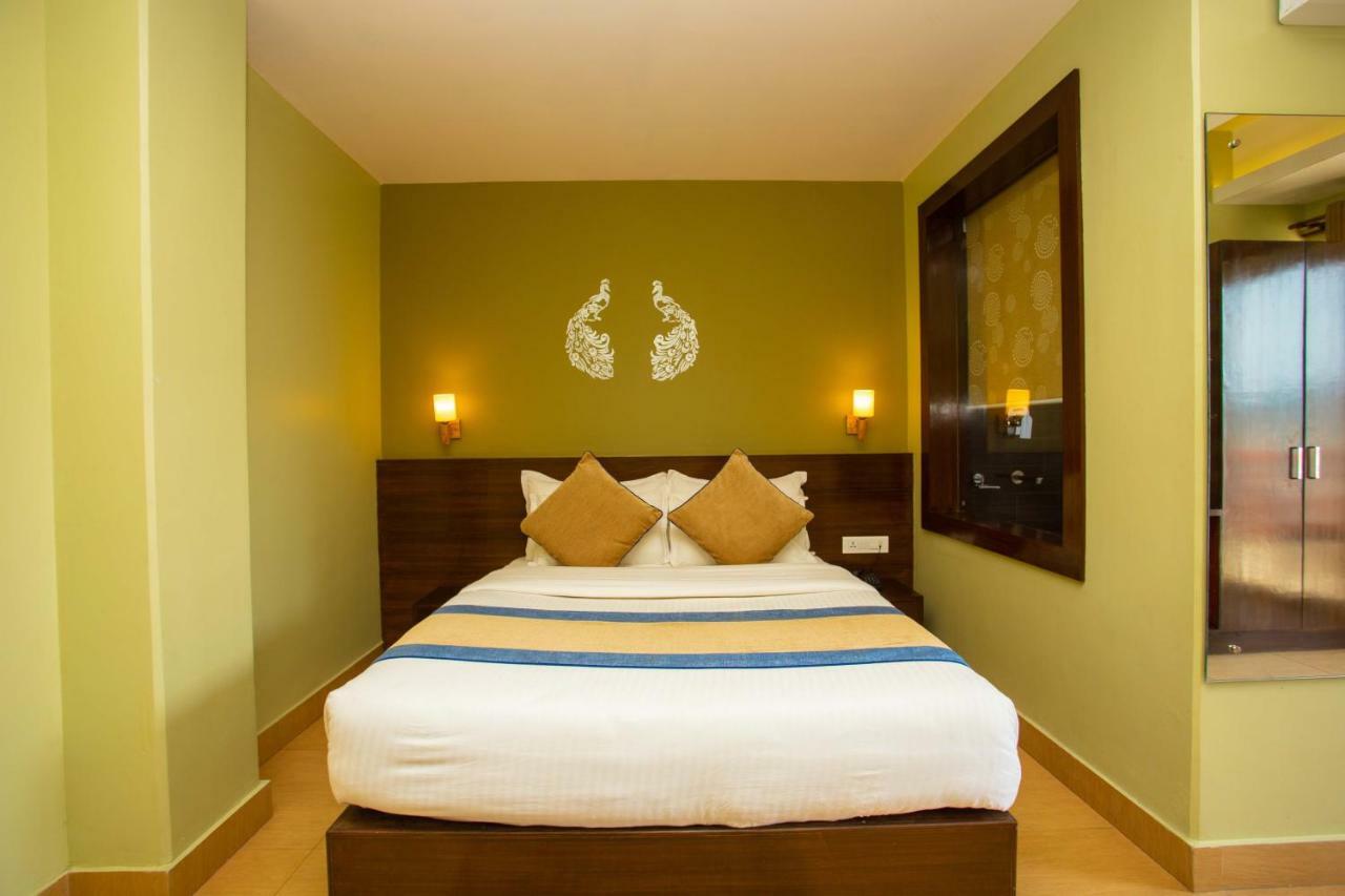 Hotel Lake Paradise Pokhara Luaran gambar