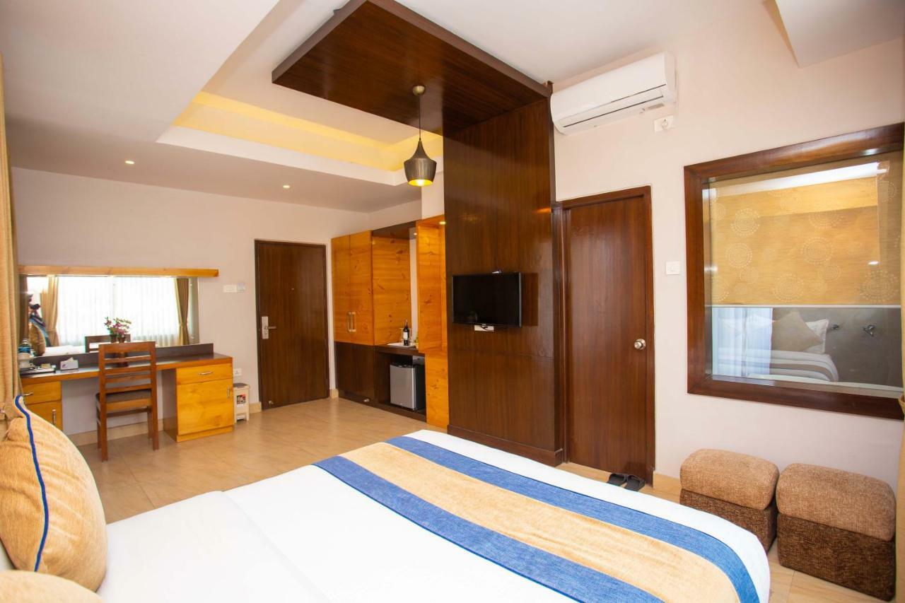 Hotel Lake Paradise Pokhara Luaran gambar