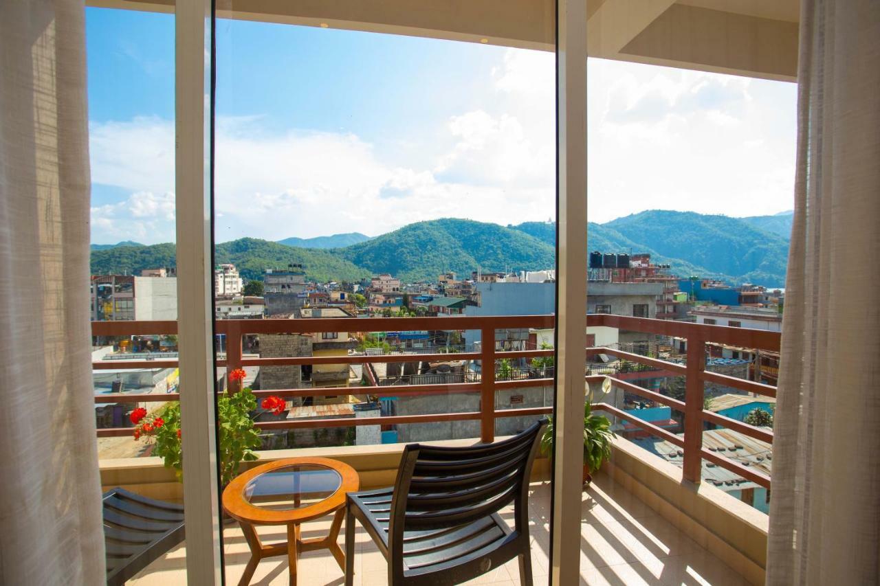 Hotel Lake Paradise Pokhara Luaran gambar