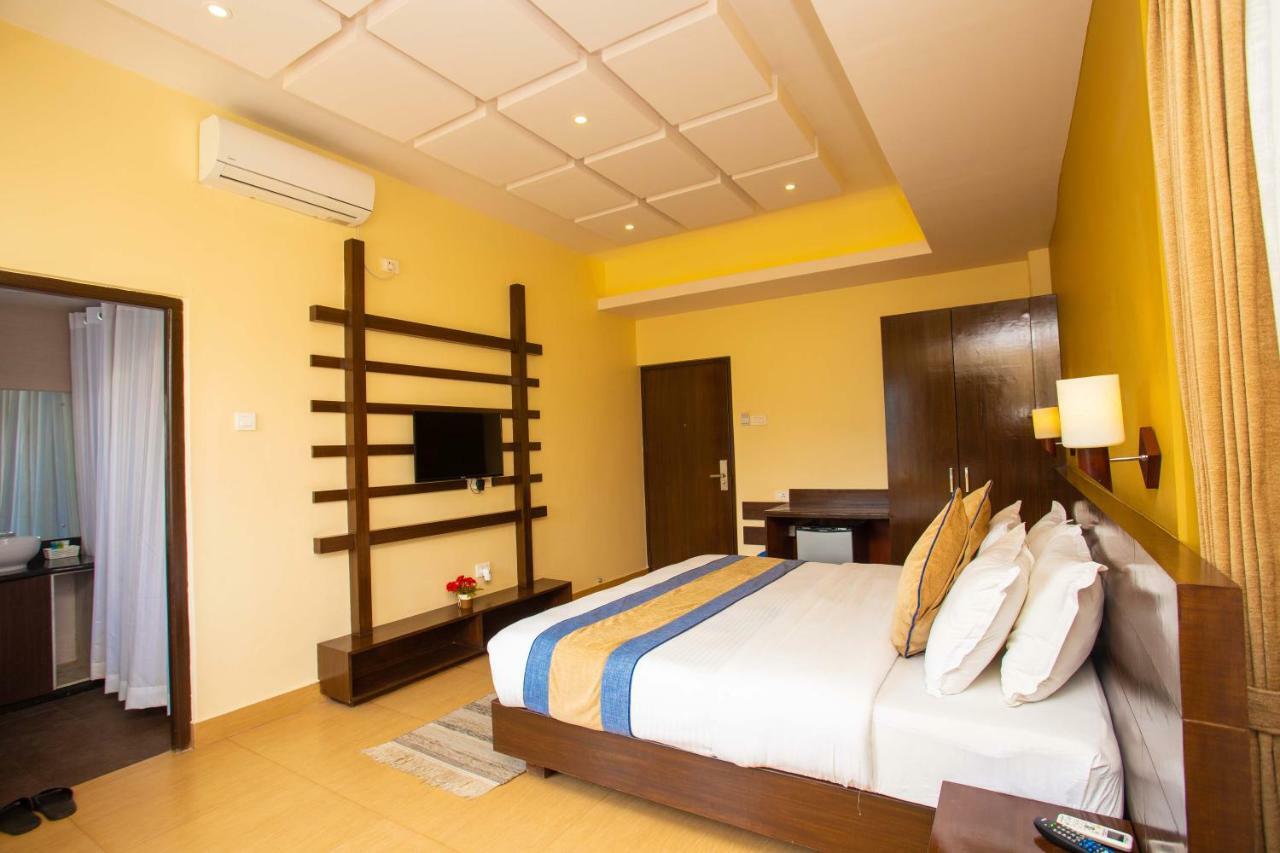 Hotel Lake Paradise Pokhara Luaran gambar